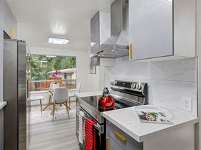 13909 4th Avenue NE, Seattle WA 98125