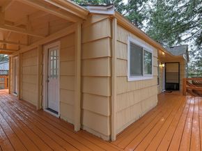 13909 4th Avenue NE, Seattle WA 98125