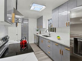 13909 4th Avenue NE, Seattle WA 98125