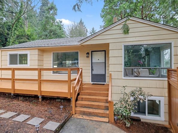 13909 4th Avenue NE, Seattle WA 98125