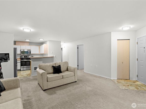 9210 Market Place K103, Lake Stevens WA 98258