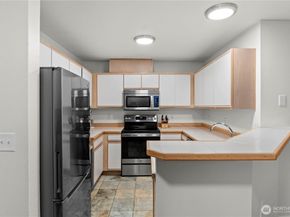 9210 Market Place K103, Lake Stevens WA 98258