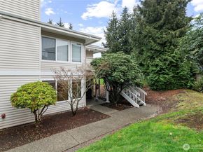 9210 Market Place K103, Lake Stevens WA 98258
