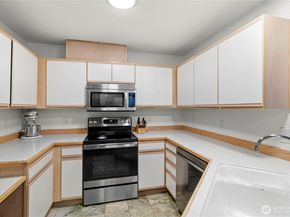 9210 Market Place K103, Lake Stevens WA 98258