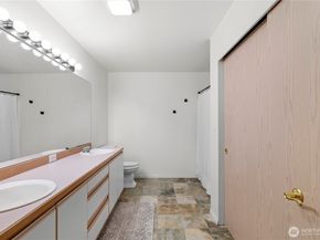 9210 Market Place K103, Lake Stevens WA 98258