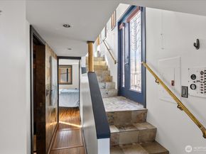 2040 Westlake Avenue N 26, Seattle WA 98109