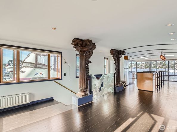 2040 Westlake Avenue N 26, Seattle WA 98109