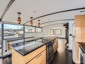 2040 Westlake Avenue N 26, Seattle WA 98109