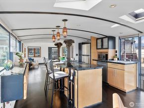 2040 Westlake Avenue N 26, Seattle WA 98109