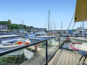 2040 Westlake Avenue N 26, Seattle WA 98109