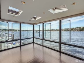 2040 Westlake Avenue N 26, Seattle WA 98109