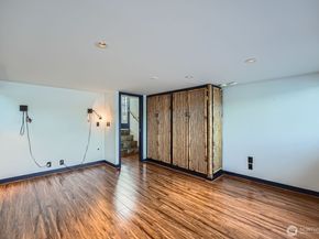 2040 Westlake Avenue N 26, Seattle WA 98109