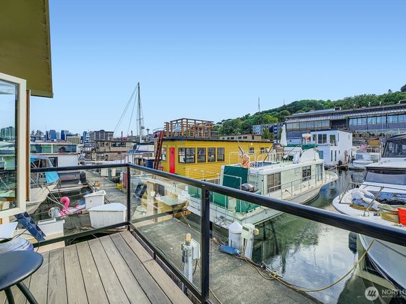 2040 Westlake Avenue N 26, Seattle WA 98109