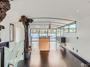 2040 Westlake Avenue N 26, Seattle WA 98109