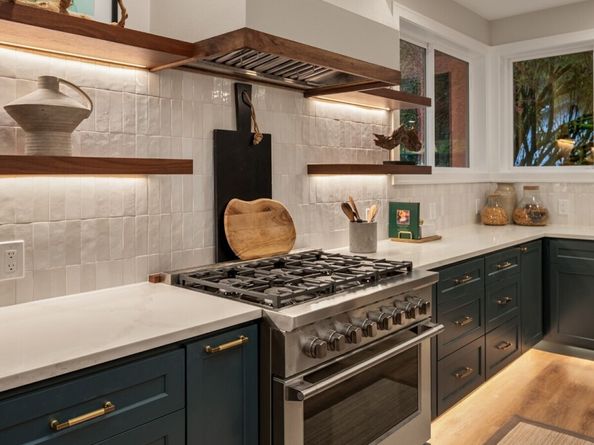 17006 174th Avenue NE, Woodinville WA 98072