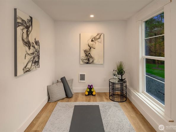 17006 174th Avenue NE, Woodinville WA 98072