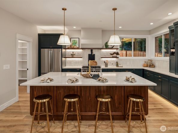 17006 174th Avenue NE, Woodinville WA 98072