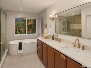 17006 174th Avenue NE, Woodinville WA 98072