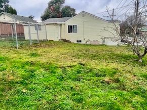 10049 8th Avenue SW, Seattle WA 98146