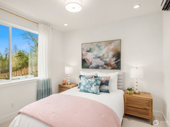 10814 (HS 65) 120TH Lane NE E, Kirkland WA 98033