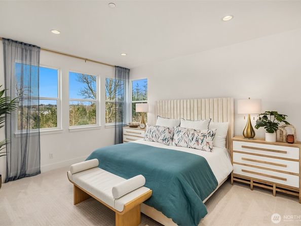 10814 (HS 65) 120TH Lane NE E, Kirkland WA 98033