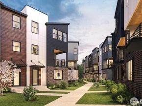 10814 (HS 65) 120TH Lane NE E, Kirkland WA 98033