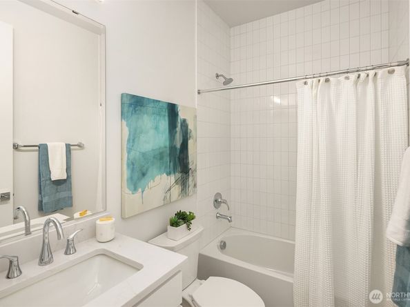 10814 (HS 65) 120TH Lane NE E, Kirkland WA 98033