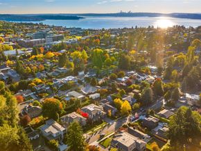 638 11th Avenue, Kirkland WA 98033