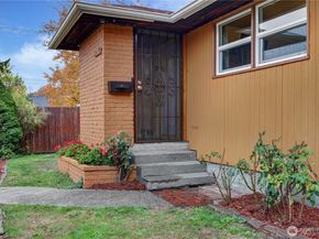 3906 S Morgan Street, Seattle WA 98118