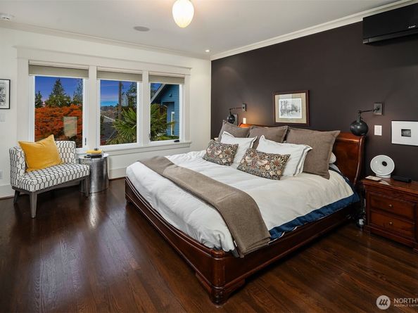 1229 9th Avenue W, Seattle WA 98119