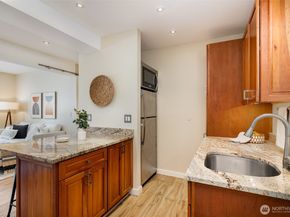 18222 19th Drive SE, Bothell WA 98012