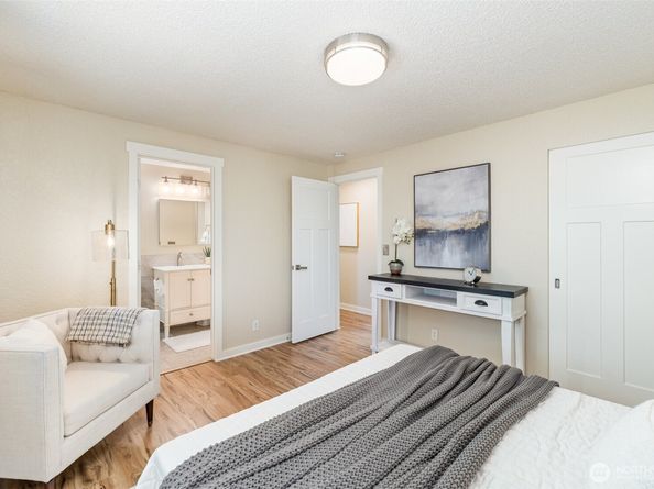 18222 19th Drive SE, Bothell WA 98012