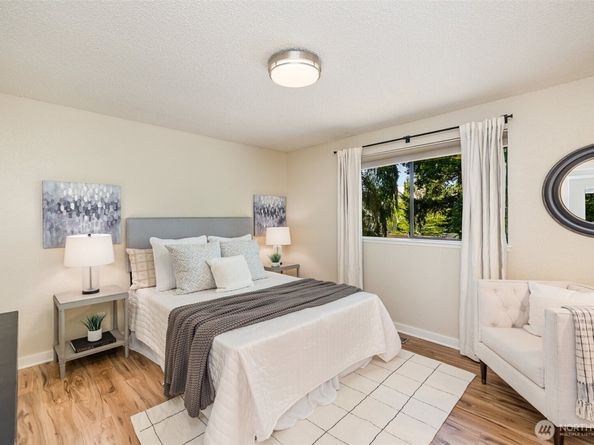 18222 19th Drive SE, Bothell WA 98012