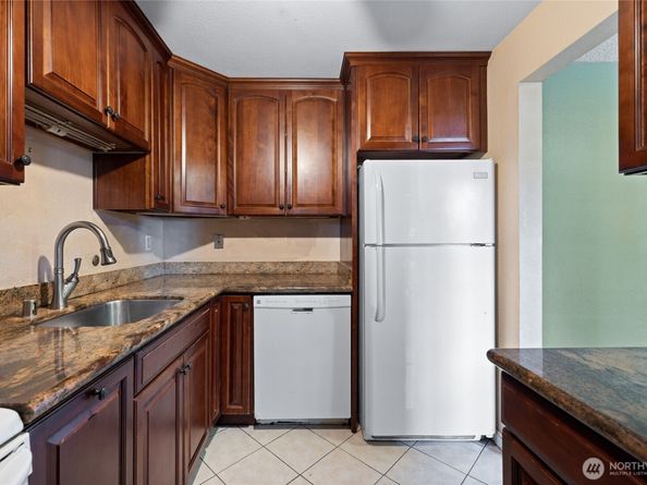3425 S 176th Street 144, SeaTac WA 98188