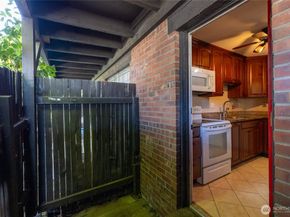 3425 S 176th Street 144, SeaTac WA 98188