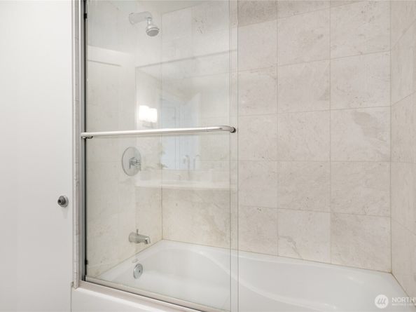 650 Bellevue Way NE 2505, Bellevue WA 98004