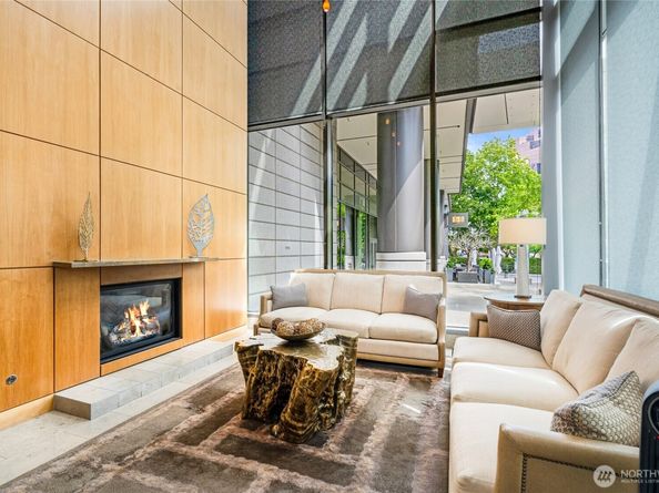 650 Bellevue Way NE 2505, Bellevue WA 98004