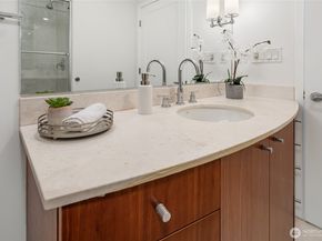 650 Bellevue Way NE 2505, Bellevue WA 98004