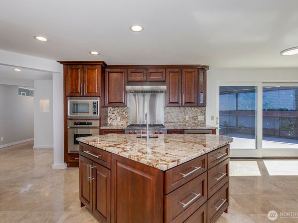 10413 66th Place W, Mukilteo WA 98275