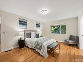 422 Center Place, Everett WA 98203