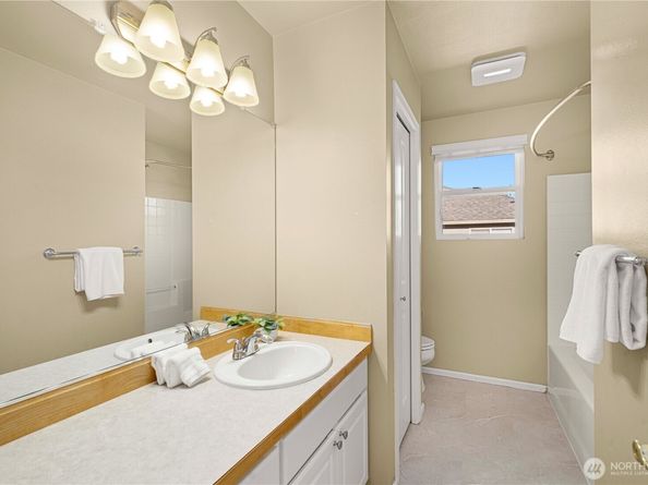 30040 128th Court SE, Auburn WA 98092