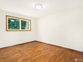 12438 9th Avenue S, Seattle WA 98168