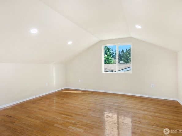 12438 9th Avenue S, Seattle WA 98168