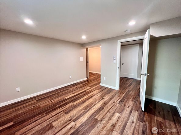 6515 22nd Ave NW, Seattle WA 98117