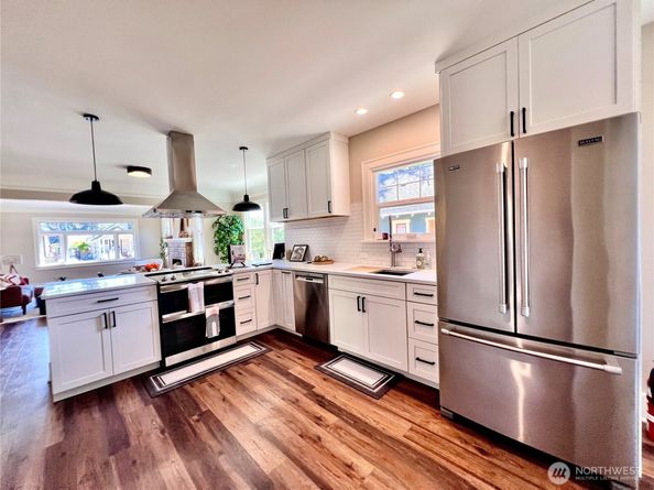 6515 22nd Ave NW, Seattle WA 98117