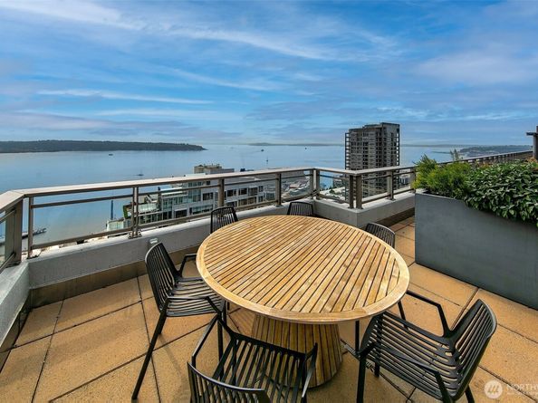 2033 2nd Avenue 1407, Seattle WA 98121