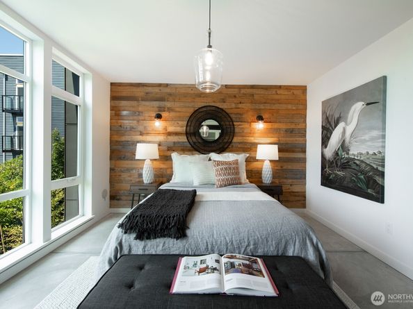 123 20th Avenue, Seattle WA 98122