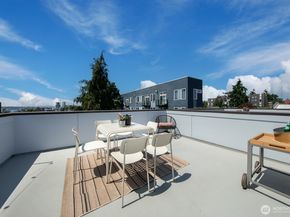 123 20th Avenue, Seattle WA 98122