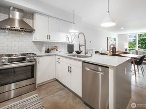 123 20th Avenue, Seattle WA 98122