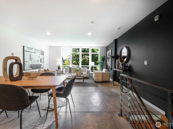 123 20th Avenue, Seattle WA 98122